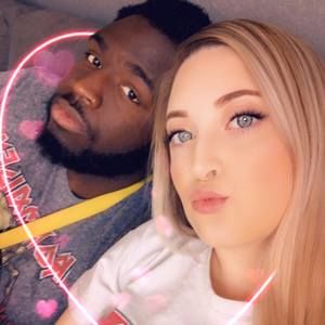 Meet your Posher, Caitlin